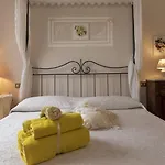 La Sassolina Villa *